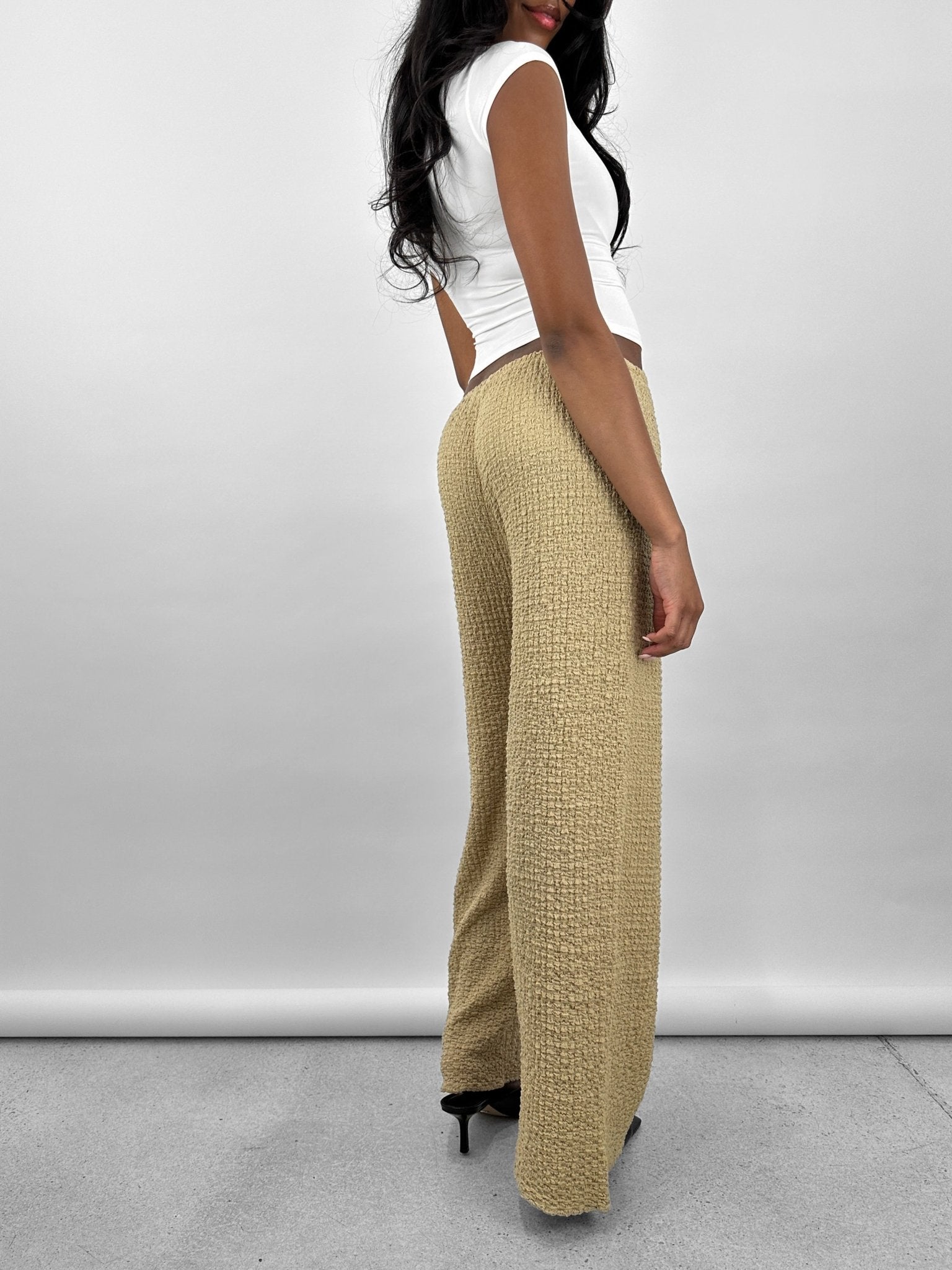 Crinkle Textured Wide Leg Pants - Vamp Official