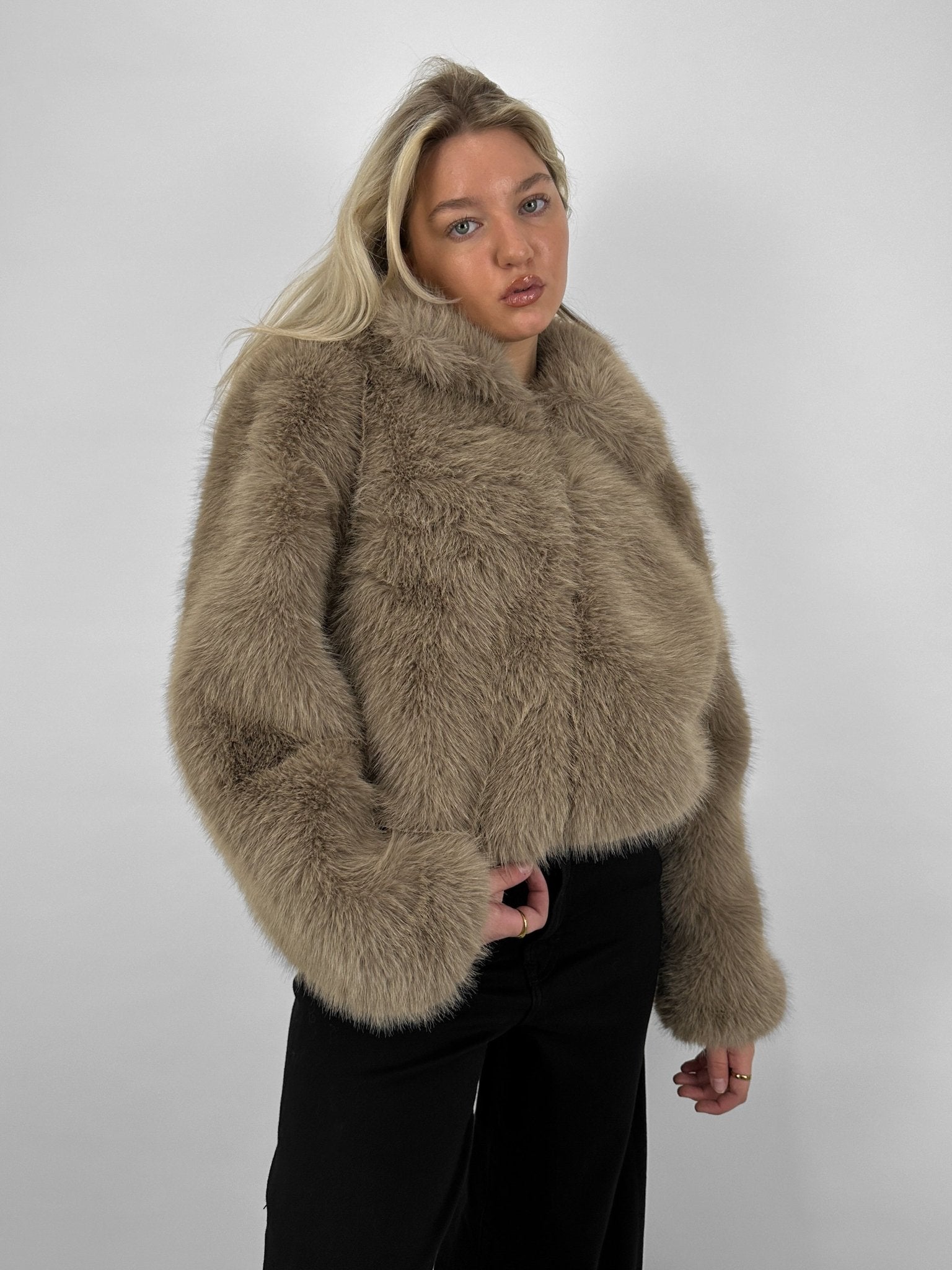 Faux Fur Collared Coat - Vamp Official