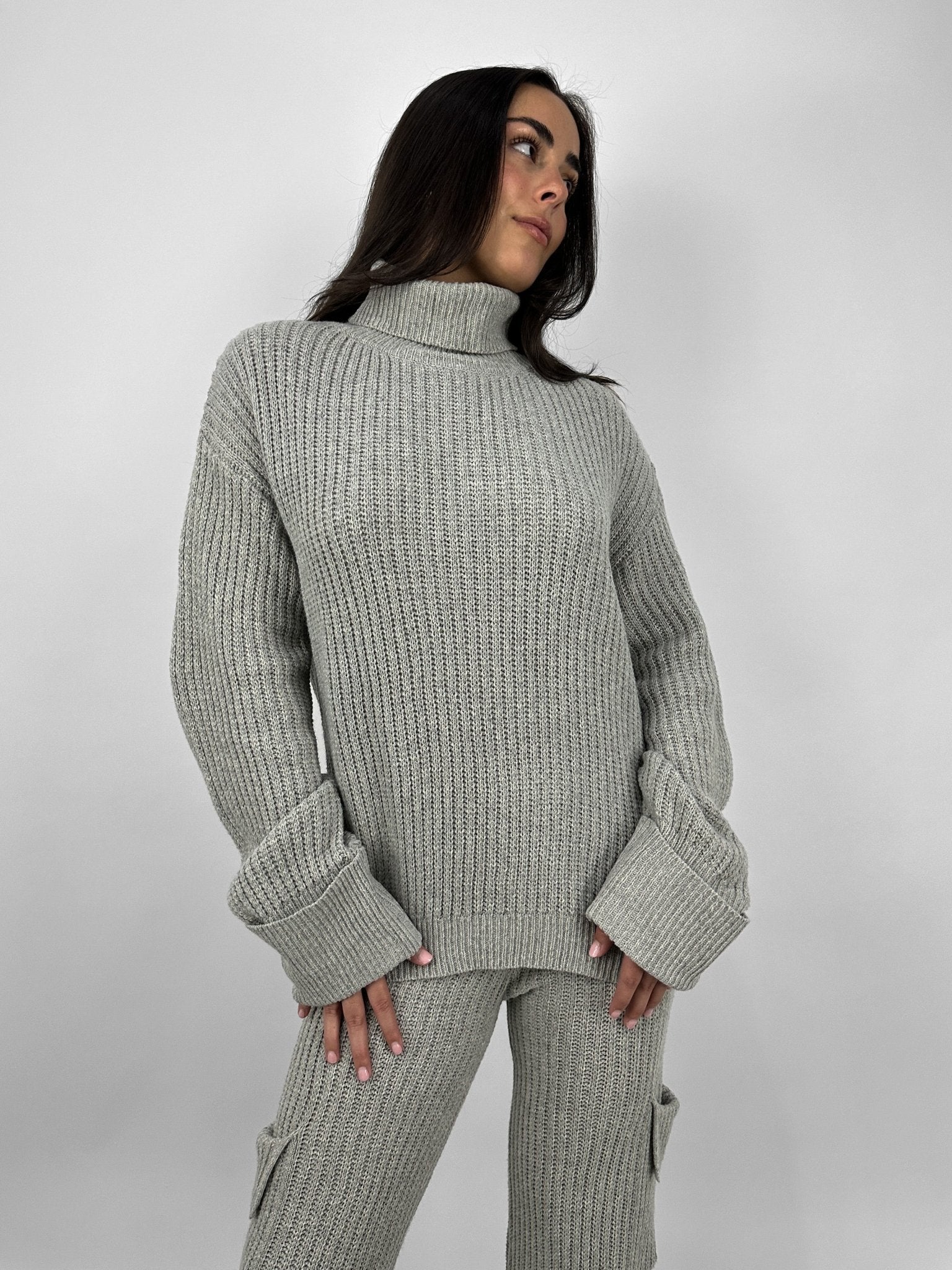 Knit Turtleneck Sweater - Vamp Official