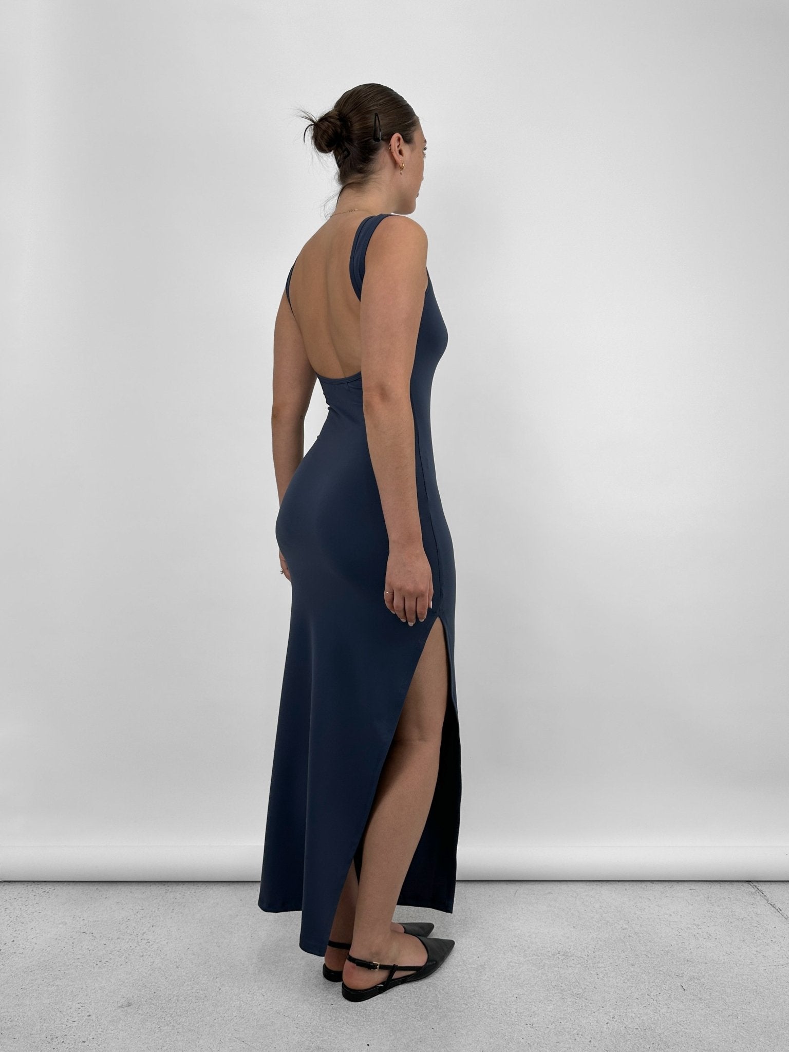 Low Back Fitted Midi Dress - Vamp Official