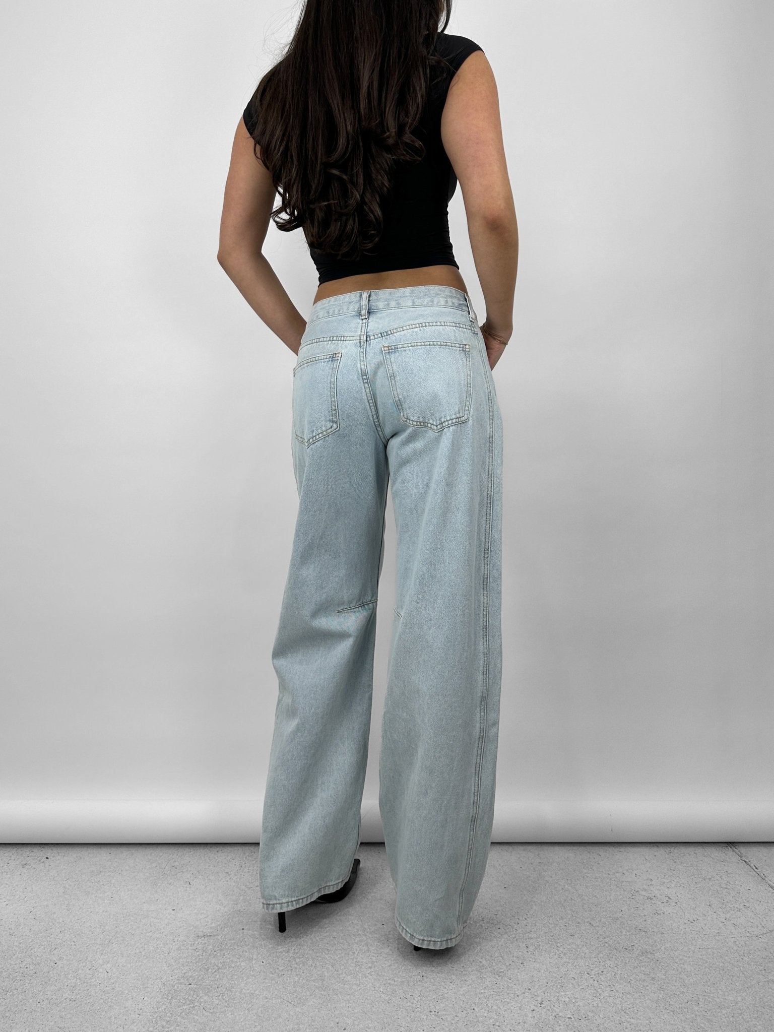 Mid Rise Relaxed Baggy Jeans - Vamp Official