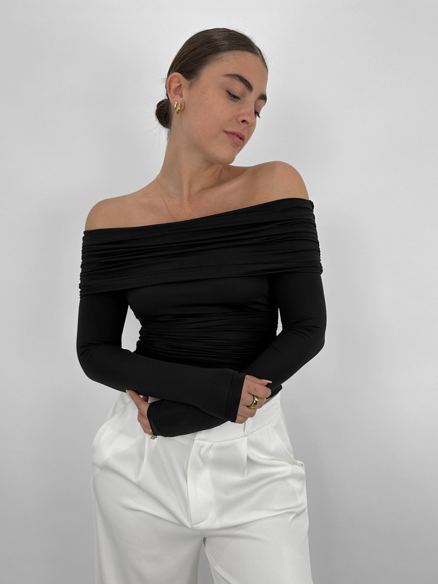 Off The Shoulder Long Sleeve Ruched Top - Vamp Official