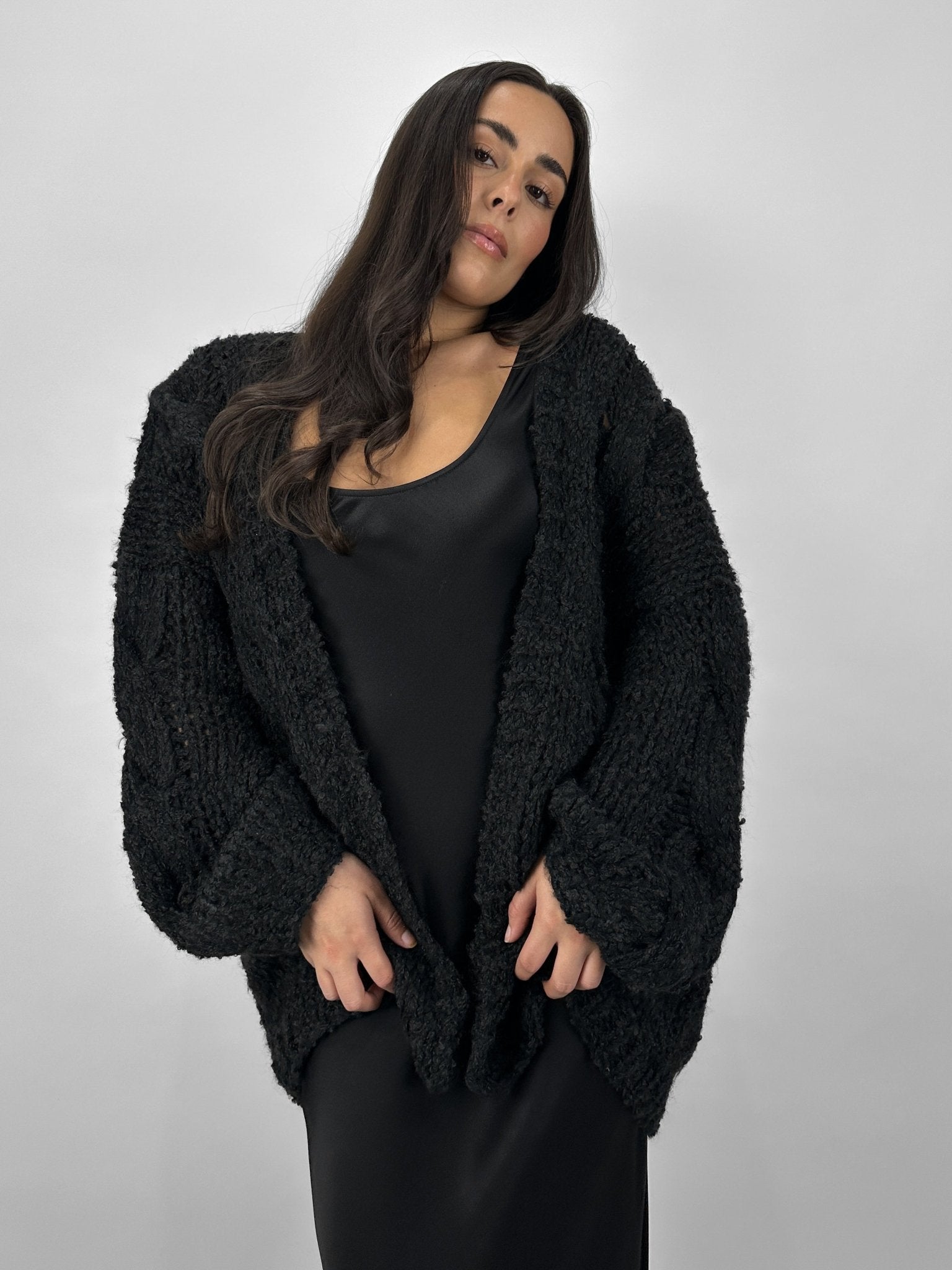 Oversized Chunky Knit Cardigan - Vamp Official