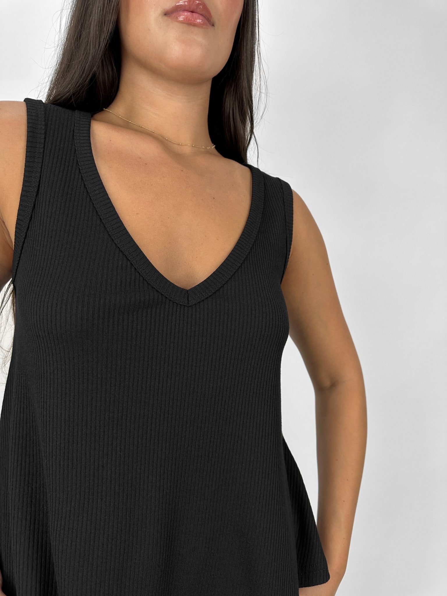 Oversized V Neck Knit Tank - Vamp Official