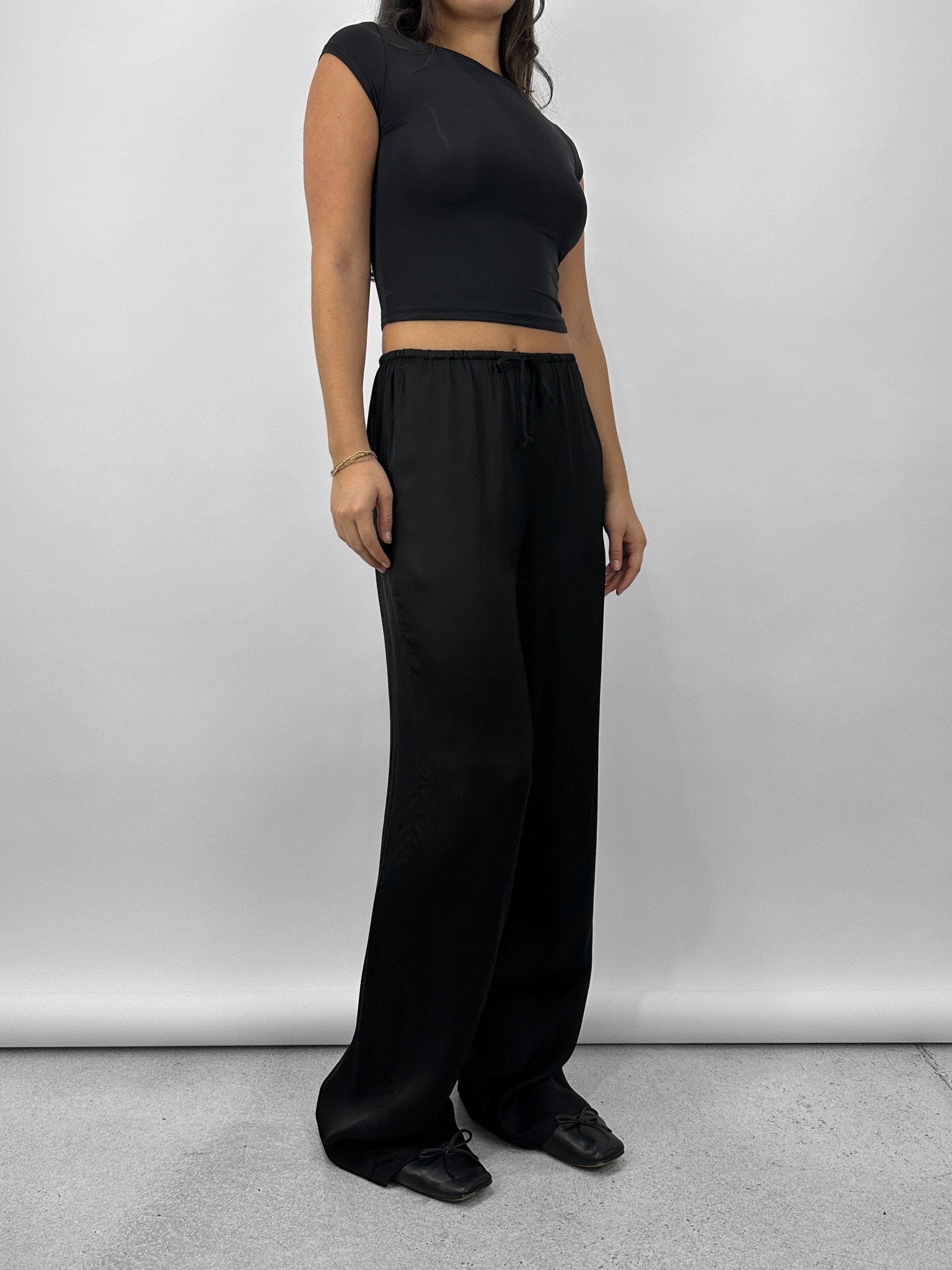 Relaxed Satin Drawstring Pants - Vamp Official