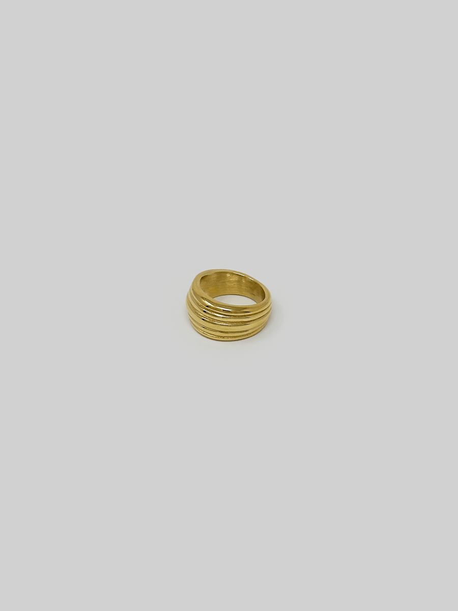 Ribbed Chunky Dome Ring - Vamp Official