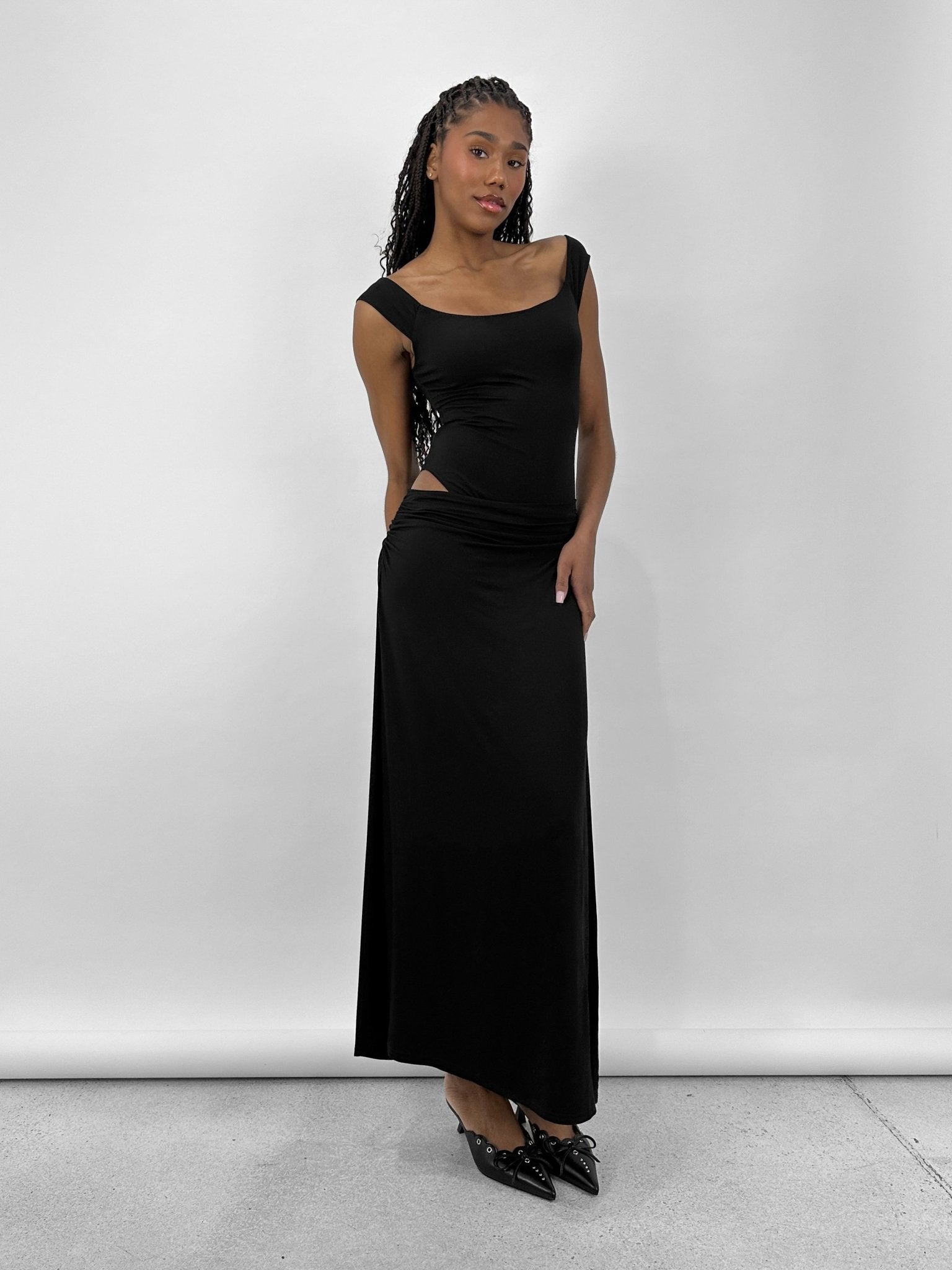 Scoop Neck Cut Out Midi Dress - Vamp Official