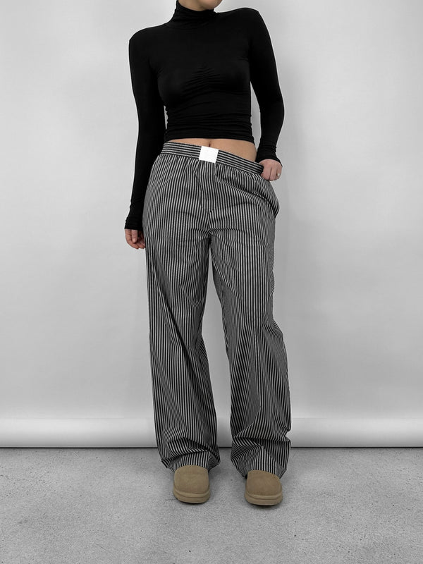 Bershka pinstripe maxi wide leg pant in gray | ASOS | Easy winter outfit, Wide  leg trouser, Wide leg pants